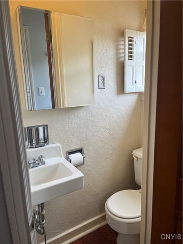 4989 Long Acre Drive, Onondaga, NY 13215