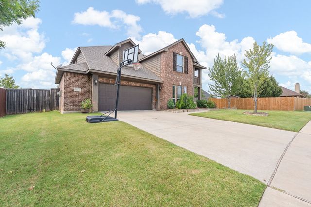 1112 Cardinal Ridge Road, Burleson, TX 76028