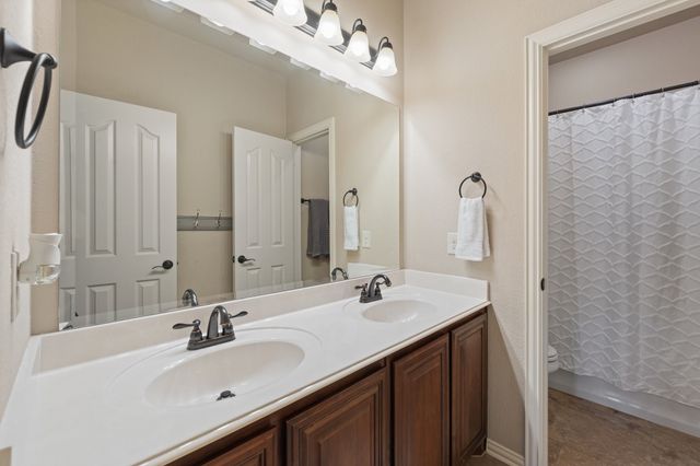 1112 Cardinal Ridge Road, Burleson, TX 76028