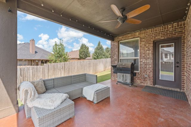 1112 Cardinal Ridge Road, Burleson, TX 76028