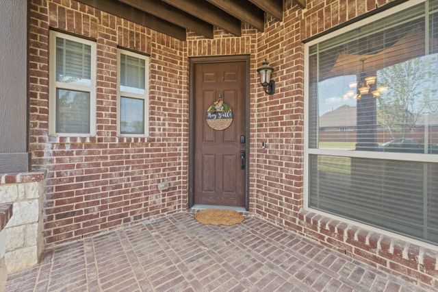 1112 Cardinal Ridge Road, Burleson, TX 76028
