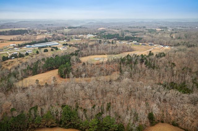 2 Johnson Chapel Rd, Sparta, TN 38583