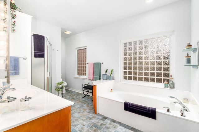 3 Delgado Lane, Hot Springs Village, AR 71909