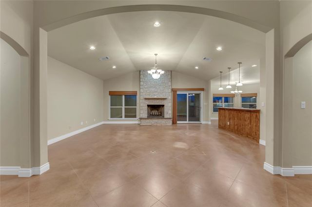 301 CR 253, Bertram, TX 78605