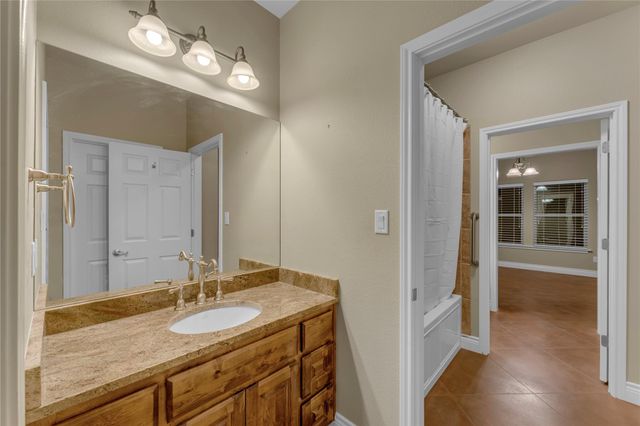 301 CR 253, Bertram, TX 78605