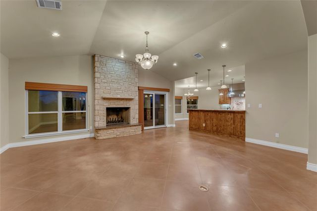 301 CR 253, Bertram, TX 78605