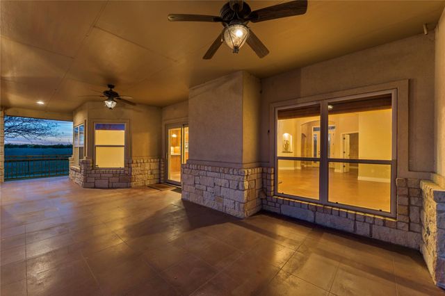 301 CR 253, Bertram, TX 78605