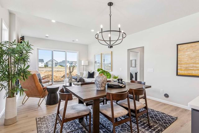 10930 37th Street N, Lake Elmo, MN 55042