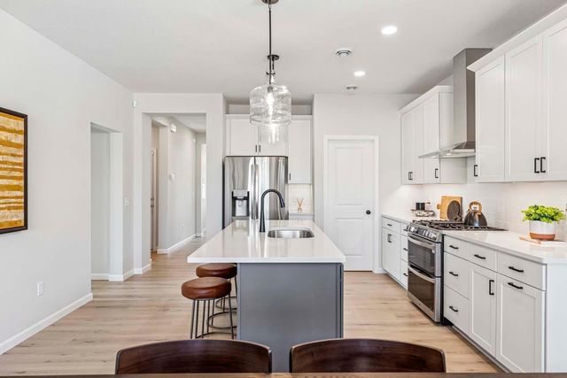 10930 37th Street N, Lake Elmo, MN 55042