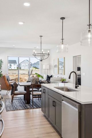 10930 37th Street N, Lake Elmo, MN 55042