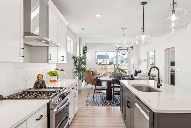 10930 37th Street N, Lake Elmo, MN 55042