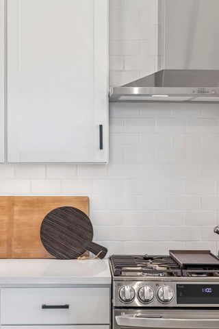 10930 37th Street N, Lake Elmo, MN 55042