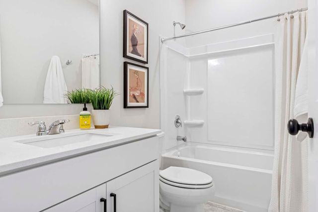 10930 37th Street N, Lake Elmo, MN 55042