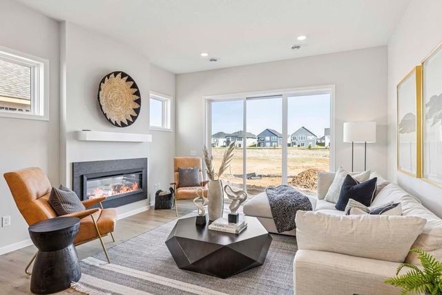 10930 37th Street N, Lake Elmo, MN 55042