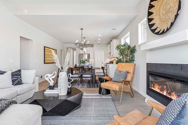 10930 37th Street N, Lake Elmo, MN 55042