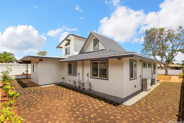 95-556 Kukolu Street, Mililani, HI 96789