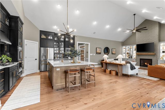 2000 Village Rock Trl, Goochland, VA 23102