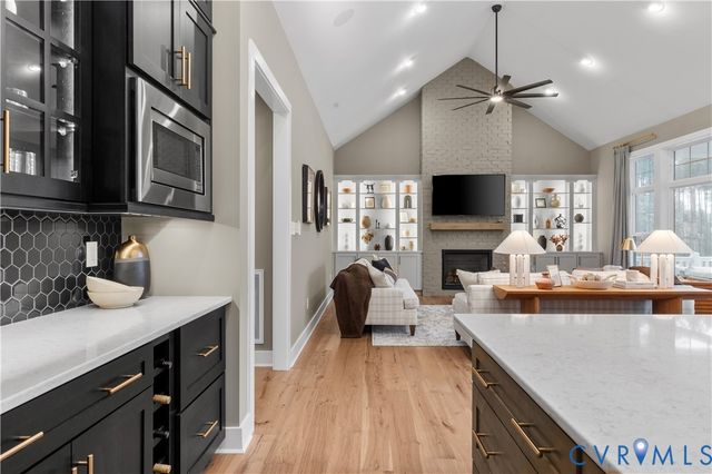 2000 Village Rock Trl, Goochland, VA 23102