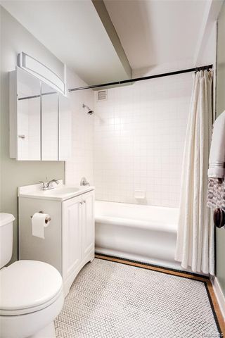 15 E Kirby Street 206, Detroit, MI 48202