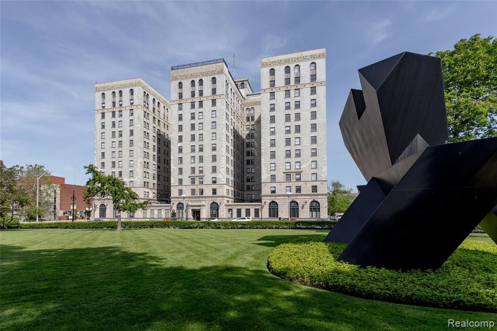 15 E Kirby Street 206, Detroit, MI 48202