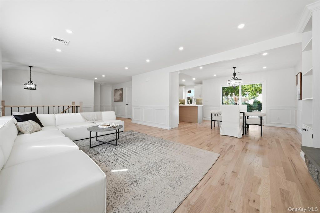 16 Merritt, Massapequa, NY 11758 — photo 5