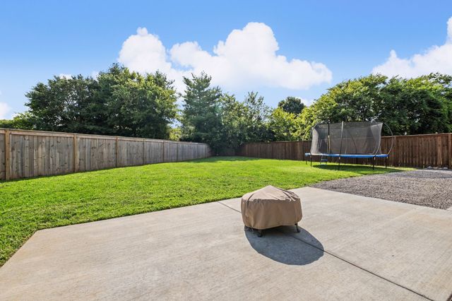 457 Goodman Dr, Gallatin, TN 37066