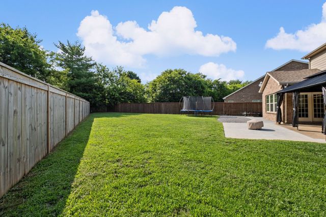 457 Goodman Dr, Gallatin, TN 37066