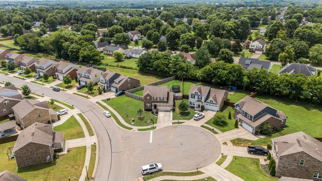457 Goodman Dr, Gallatin, TN 37066