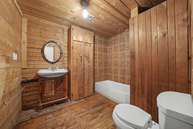 7230 Latigo St, Angels Camp, CA 95222