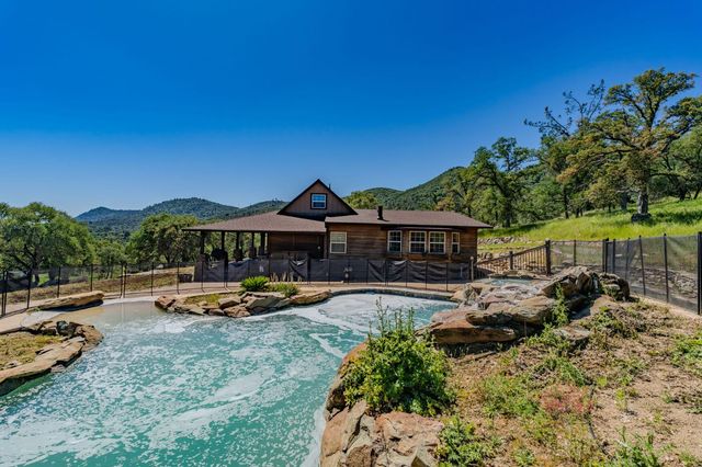 7230 Latigo St, Angels Camp, CA 95222