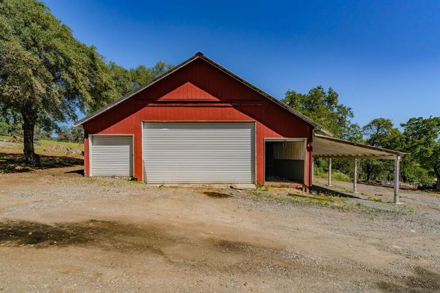 7230 Latigo St, Angels Camp, CA 95222