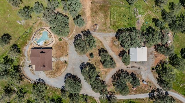 7230 Latigo St, Angels Camp, CA 95222