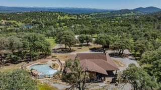 7230 Latigo St, Angels Camp, CA 95222