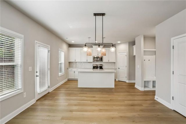 2099 Easterwood Terrace, Decatur, GA 30032