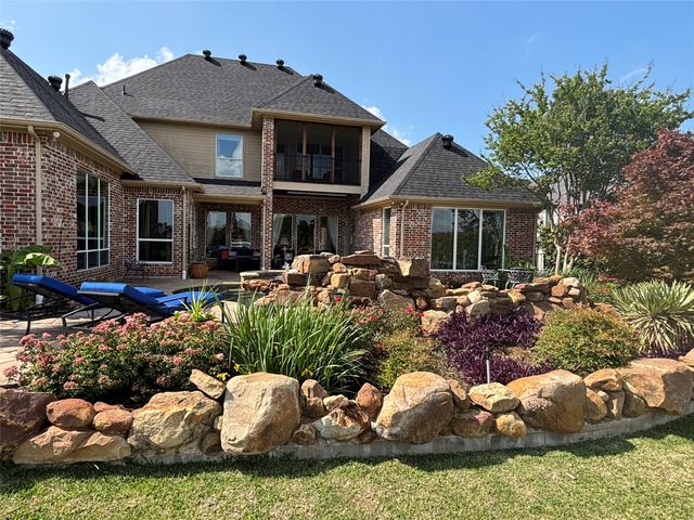 152 Country Club Drive, Heath, TX 75032
