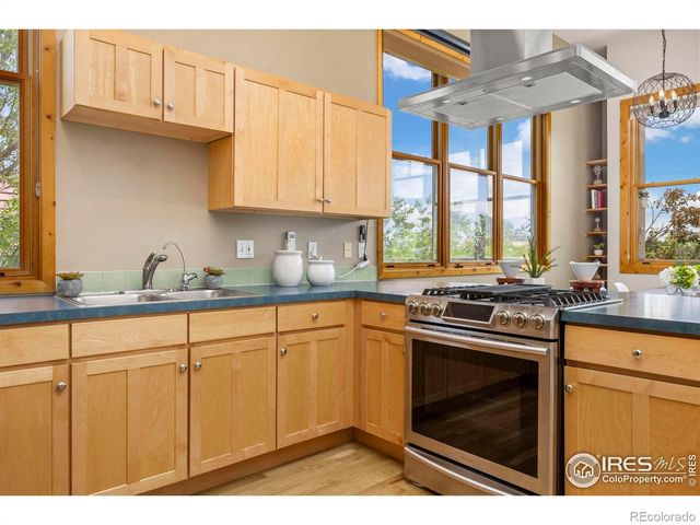 1455 Yarmouth Avenue 211, Boulder, CO 80304