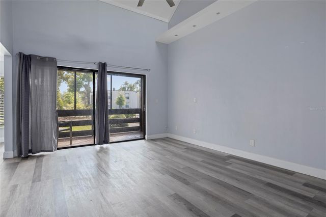 226 ORIENTA POINT STREET 226, Altamonte Springs, FL 32701