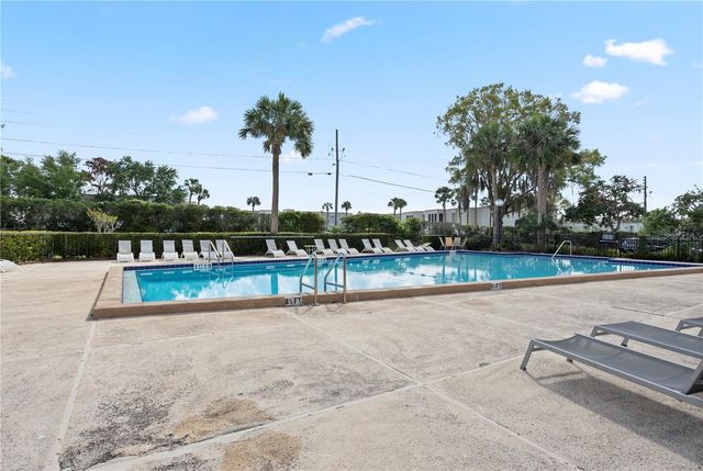 226 ORIENTA POINT STREET 226, Altamonte Springs, FL 32701