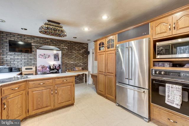 228 LEPPO RD, Westminster, MD 21158