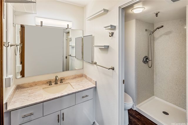 98-487 Koauka Loop B1004, Aiea, HI 96701