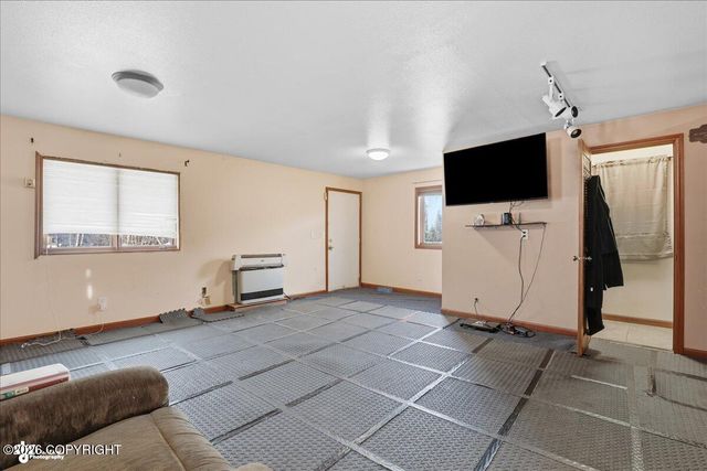 3330 W 78th Avenue, Anchorage, AK 99502