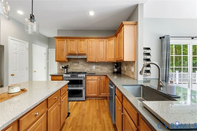 11113 Sterling Cove Dr, Chesterfield, VA 23838