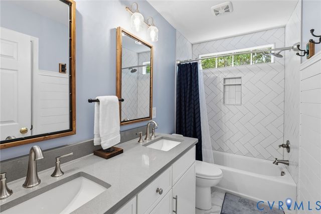 11113 Sterling Cove Dr, Chesterfield, VA 23838
