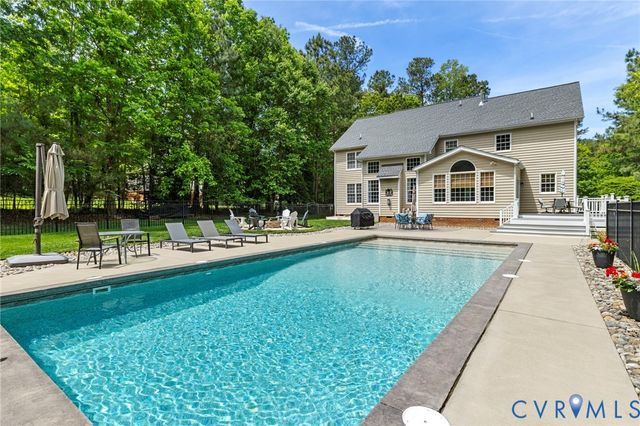 11113 Sterling Cove Dr, Chesterfield, VA 23838