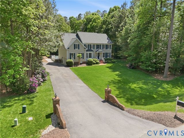 11113 Sterling Cove Dr, Chesterfield, VA 23838