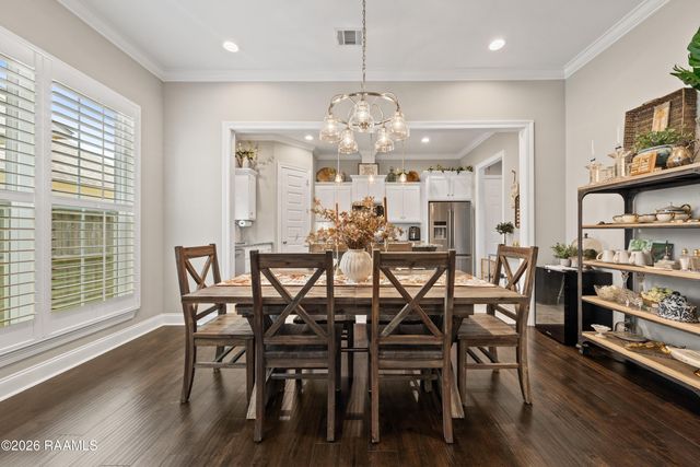 307 Harvey Cay Lane, Youngsville, LA 70592