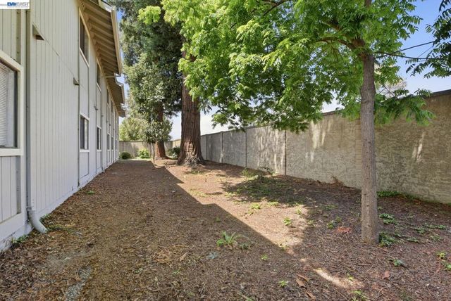 37482 Parish Cir 19F, Fremont, CA 94536