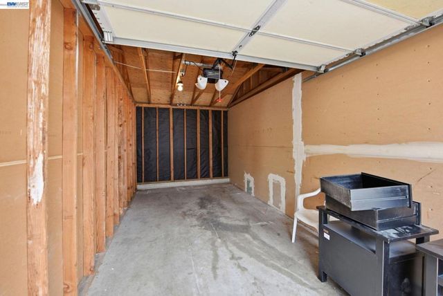 37482 Parish Cir 19F, Fremont, CA 94536