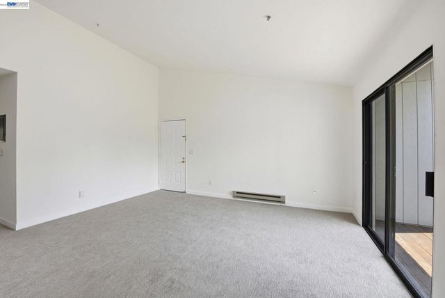 37482 Parish Cir 19F, Fremont, CA 94536