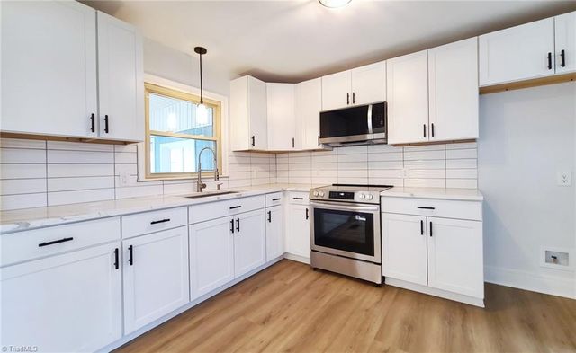 4515 Rocklane Drive, Walkertown, NC 27051